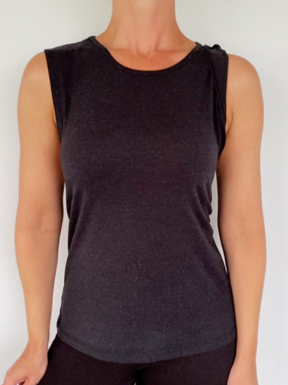 ONZIE black cut out back twist strap muscle tank top one size fits all